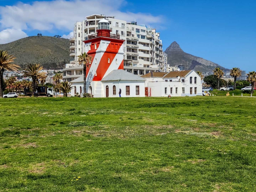 2 Bedroom Property for Sale in Mouille Point Western Cape